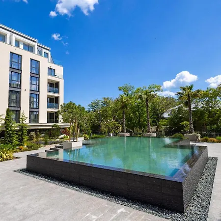 Azur Alegria Luxury With Pool Access شقة سينتس قسطنطين وهيلينا