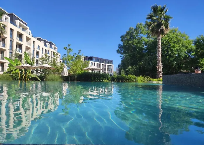 Azur Alegria Luxury With Pool Access Appartement St Constantin et Helena