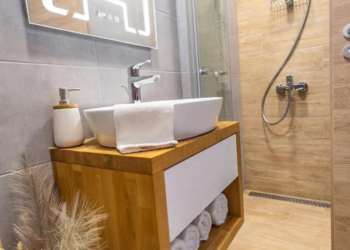 Azur Alegria Luxury With Pool Access * St Constantin et Helena