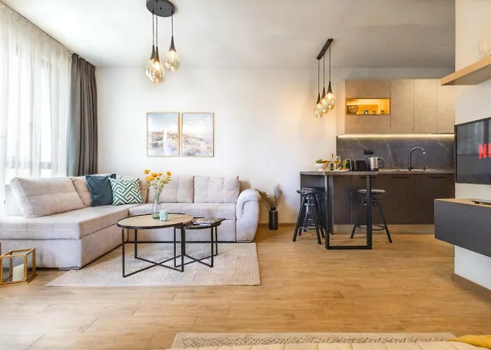 Azur Alegria Luxury With Pool Access Appartement St Constantin et Helena